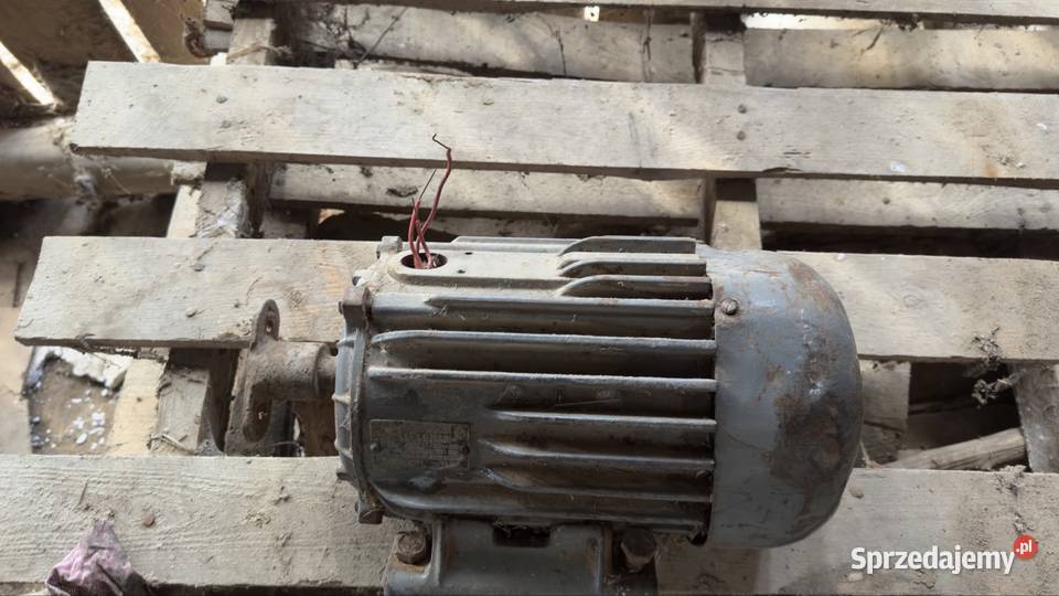 Silnik elektryczny 3 KW Silniki Pstrągowa
