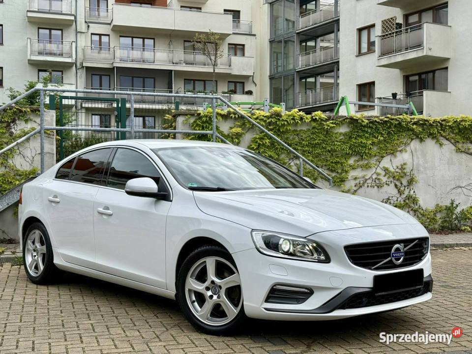 Volvo S60 20 benzyna Rdesign T3 II 2010 elektryczne lusterka S60 Tarnowskie Góry sprzedam