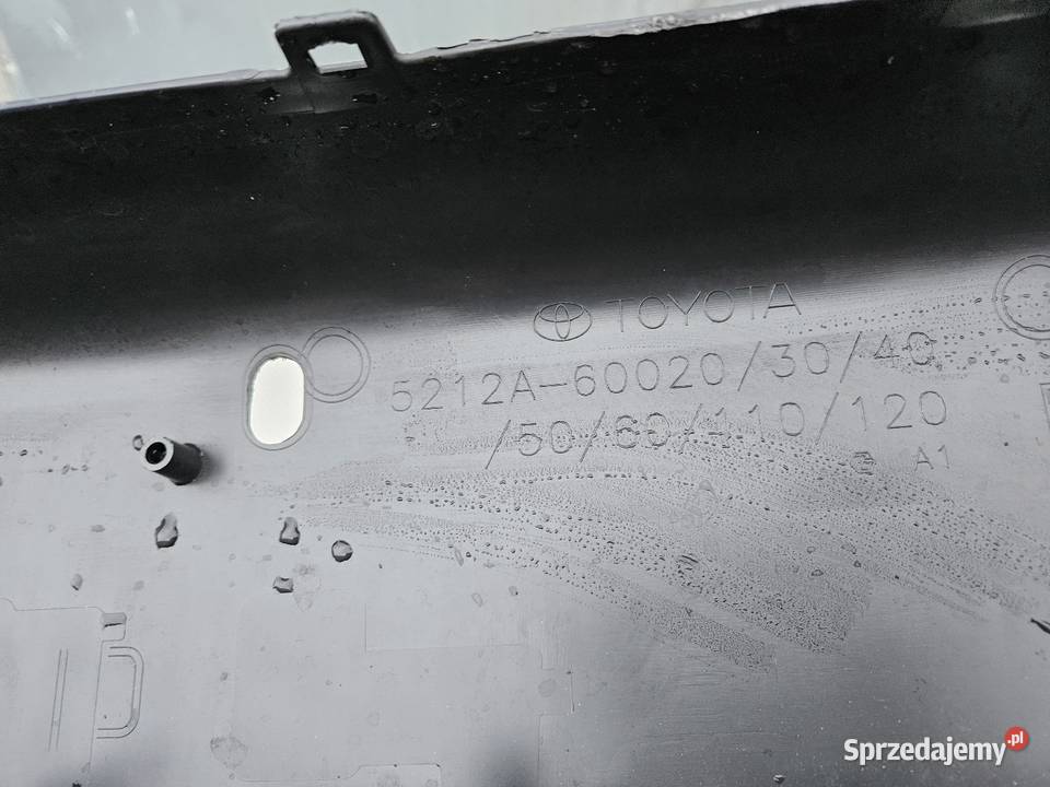 TOYOTA LAND CRUISER J250 PRADO KRATKA ŚRODKOWA osobowe Międzychód