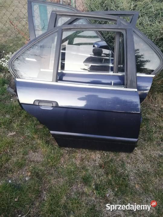 Drzwi bmw e34 prawe lewe tył przód sedan Parczów sprzedam