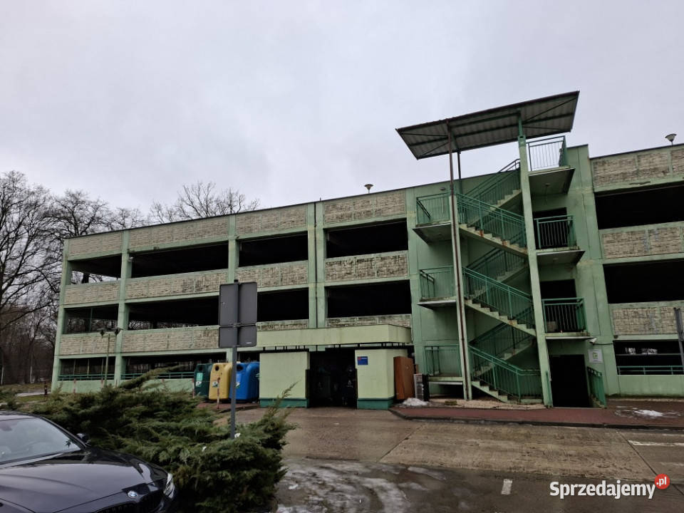 Syndyk sprzeda udział 3000014040000 i udział Warszawa sprzedam