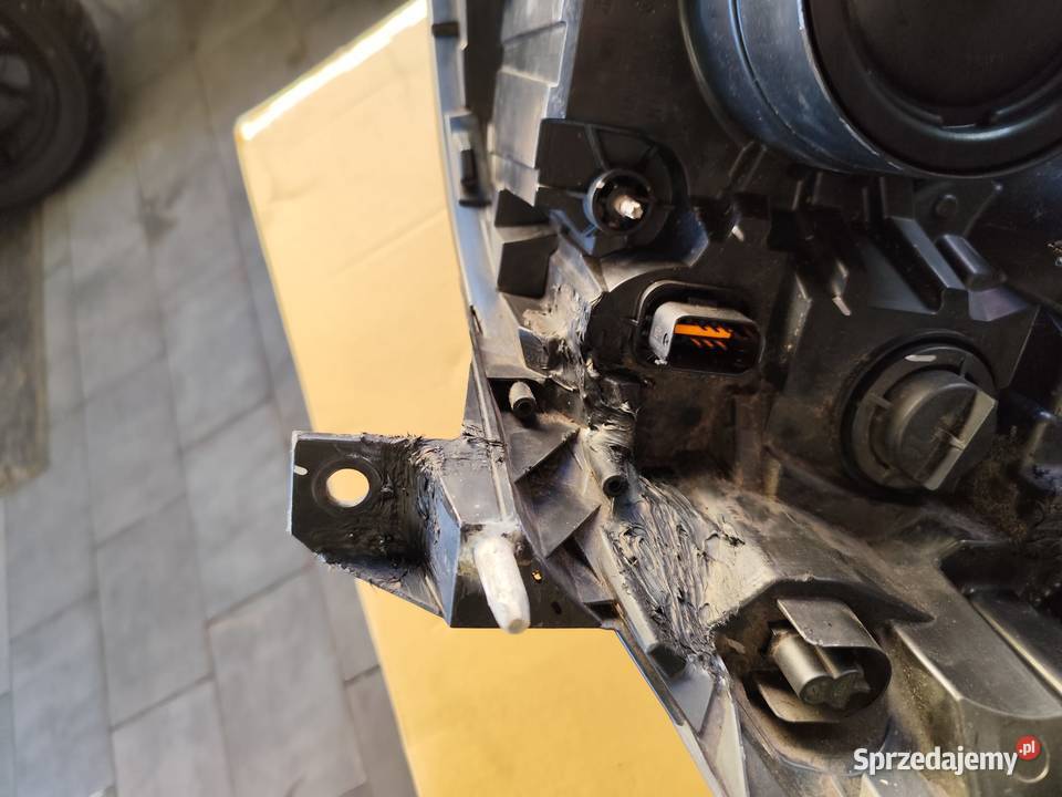 Lampa Lampy przód Renault Trafic 3 ładne nie Pilzno sprzedam