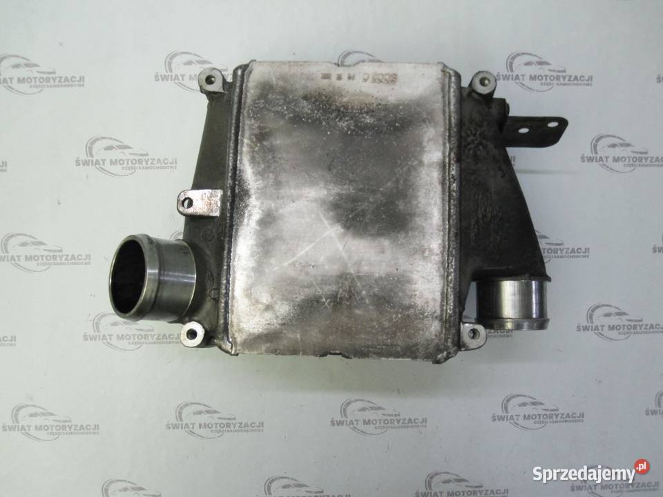 FORD FOCUS 16 TDCI 12r CV618K230BB CHŁODNICA świętokrzyskie