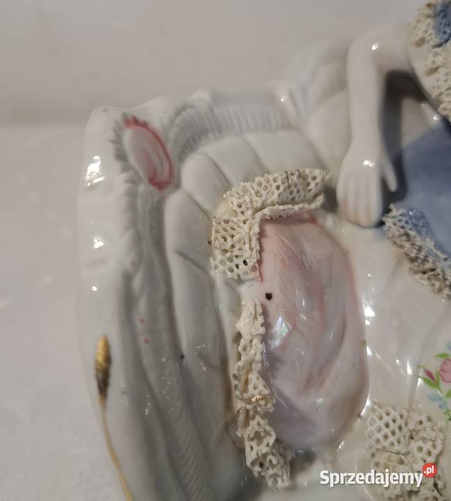 porcelanowa figurka dama z epoki wiktoriańskiej Warszawa
