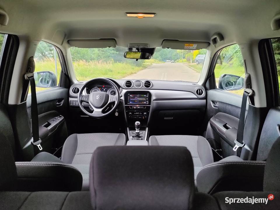 Suzuki Vitara 14 premium Plus bezwypadk serwis I asystent pasa ruchu Zawiercie sprzedam