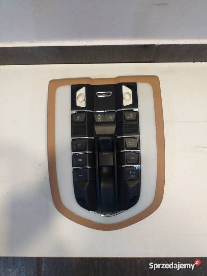 Lampka podsufitki panel Porsche Panamera 4s Skierniewice