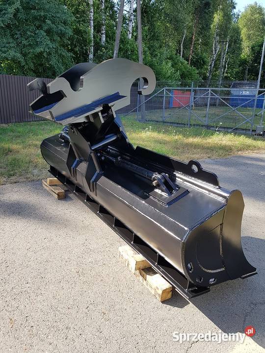 ŁYŻKA DO KOPARKI SKARPOWA SZEROKOŚĆ ROBOCZA 3 Imielin