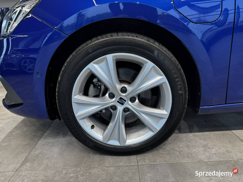 Seat Leon ST FR 14 eHybrid 204 DSG 2021 r salon lakier metallic Myślenice