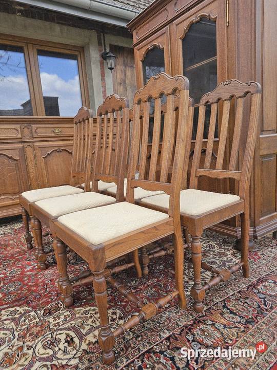 Jadalnia stół 6 krzeseł komoda witryna