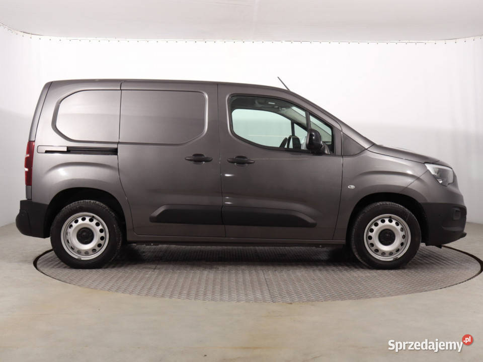Opel Combo 15 CDTI manualna Katowice