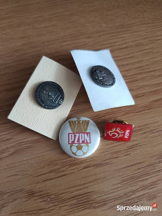 Odznaki klubowe na wymianę Pozostałe Wronki sprzedam