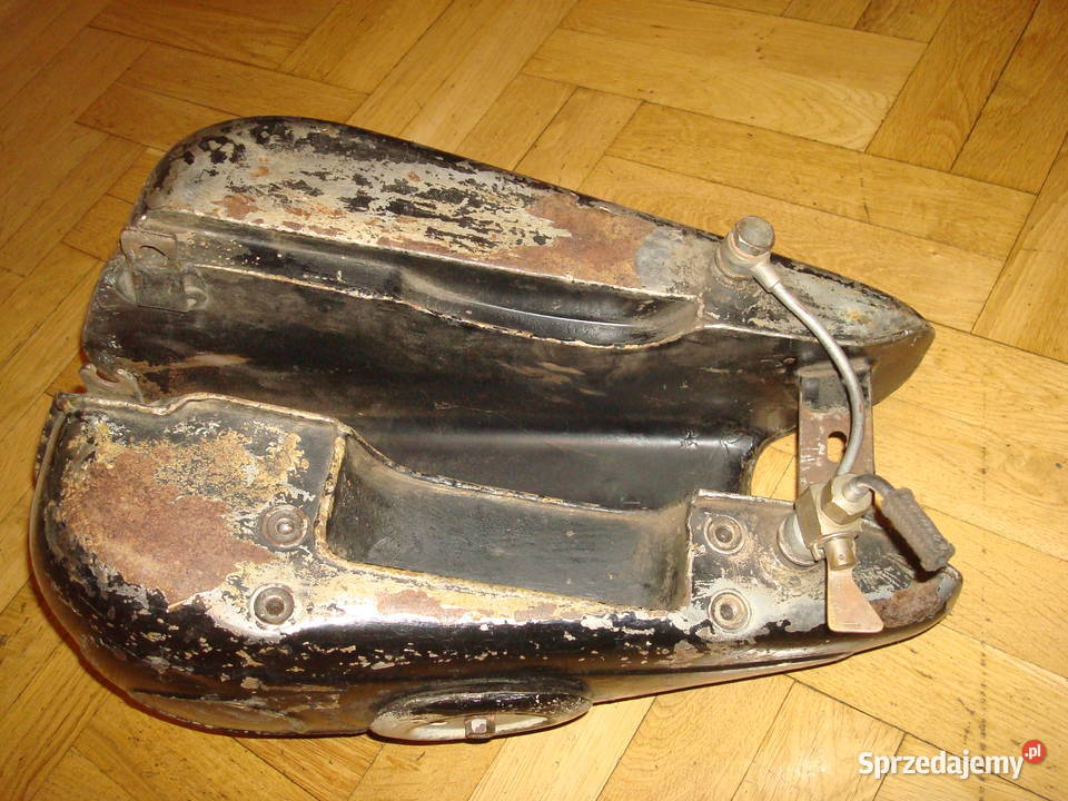 NSU 251 OSL Zbiornik paliwa z osprzetem Warszawa