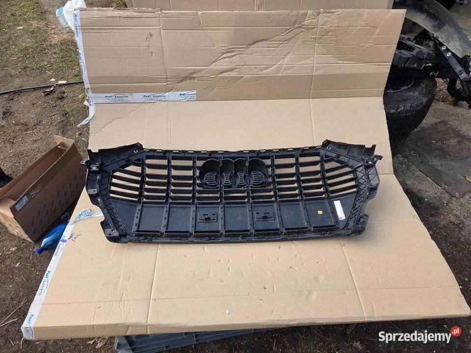 Grill Atrapa Chłodnicy Audi Q3 F3 83A853651B