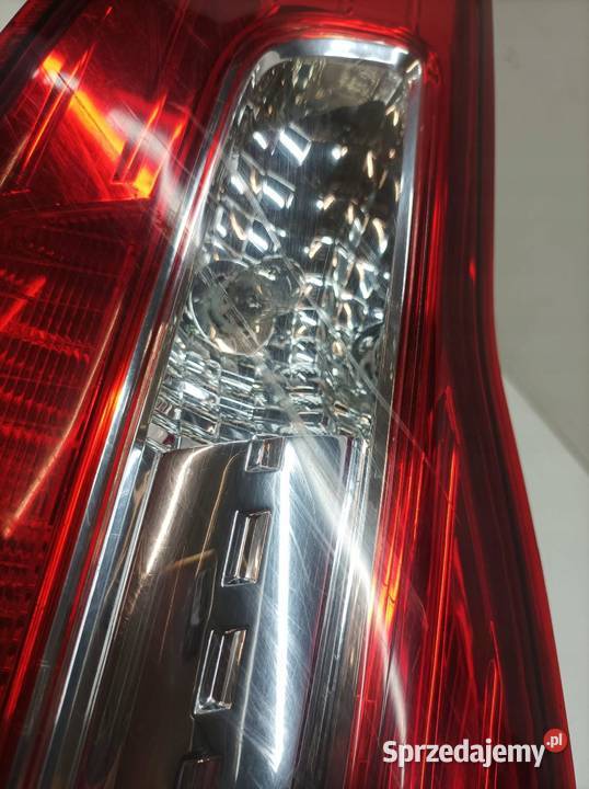 LAMPA TYŁ W KLAPĘ LEWA Renault Koleos I 2007 świętokrzyskie
