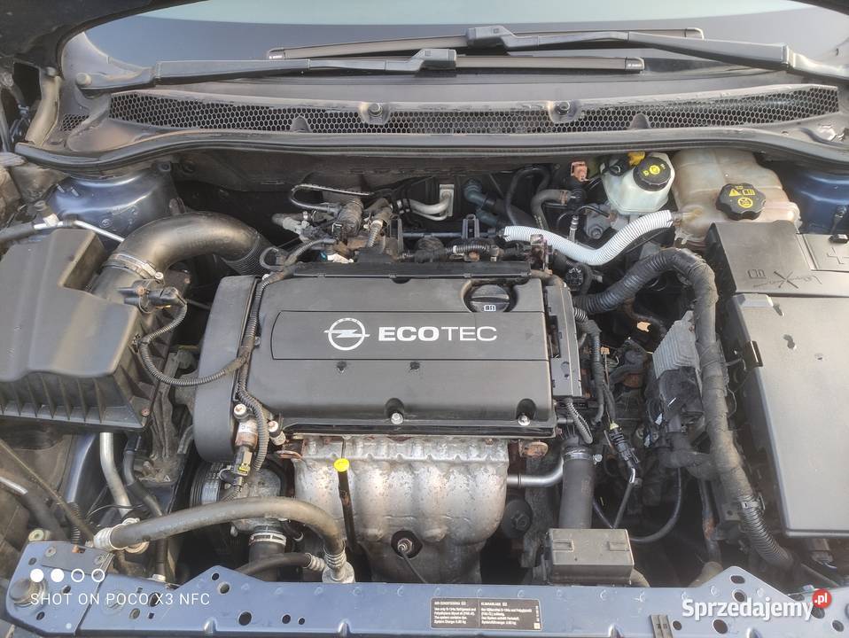 OPEL ASTRA J 2010 r 16 benz światła do jazdy dziennej Rzeszów