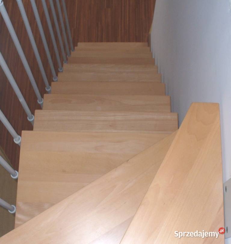 Schody modułowe CORA model Mix 09 L90 12 wewnętrzne Podłogi i schody