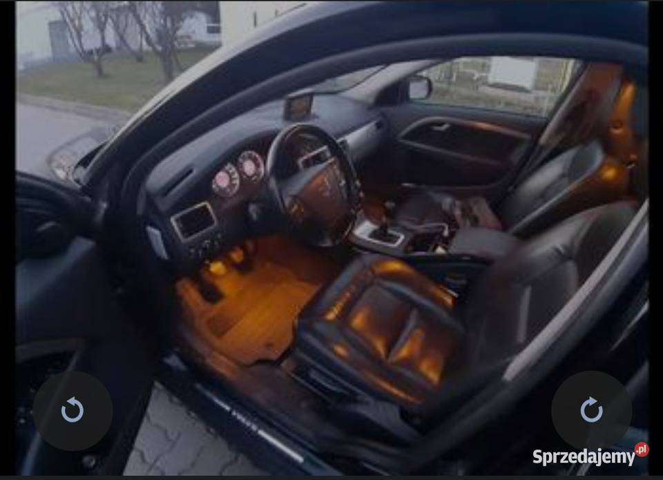 VOLVO V70 20 NAVI SKORZANA TAPIERKA 2 WLASCICIEL Busko-Zdrój