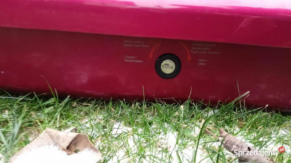 Box na dach Jetbag Thule 700 st na kwadrat belki Kalna