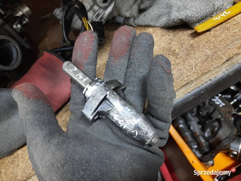 Honda CBR 600 f4 i napinacz rozrządu CBR600 F4 i dolnośląskie Jelenia Góra