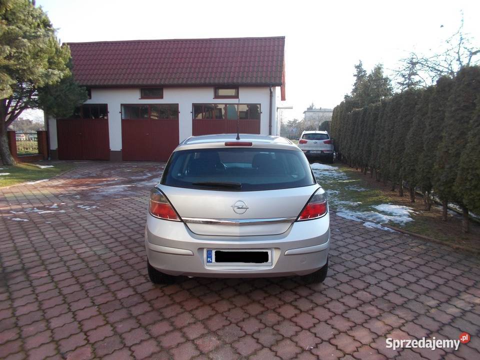 OPEL ASTRA H 18 benz 2008 r 5 drzwi KLIMATYZACJA Hatchback Uniejów