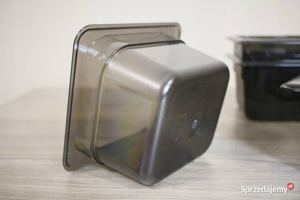 Camwear GN 16 100 mm z poliwęglanu Cambro Gastronomia Góra sprzedam