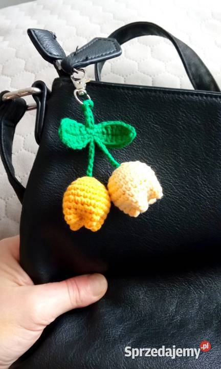 Tulipany wykonane na szydełku brelok Łask