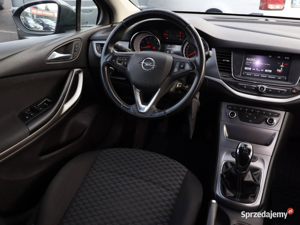 Opel Astra 14 T system Start-Stop Bielany Wrocławskie