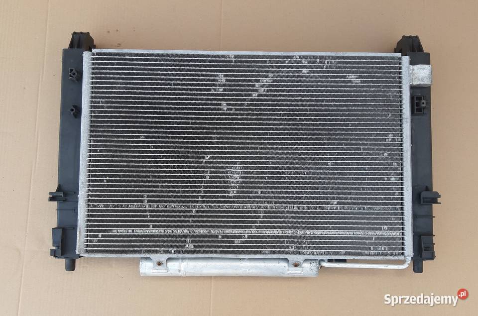 MERCEDES W169 W245 CHŁODNICA CIECZY WODY osobowe Trzciel
