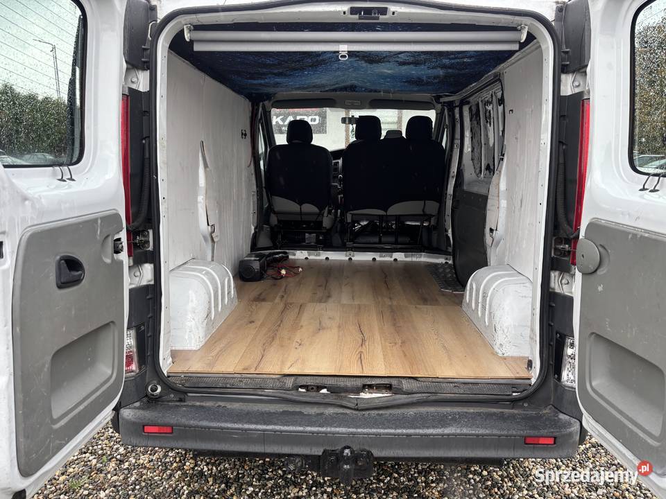 Opel Vivaro furgon Paniówki