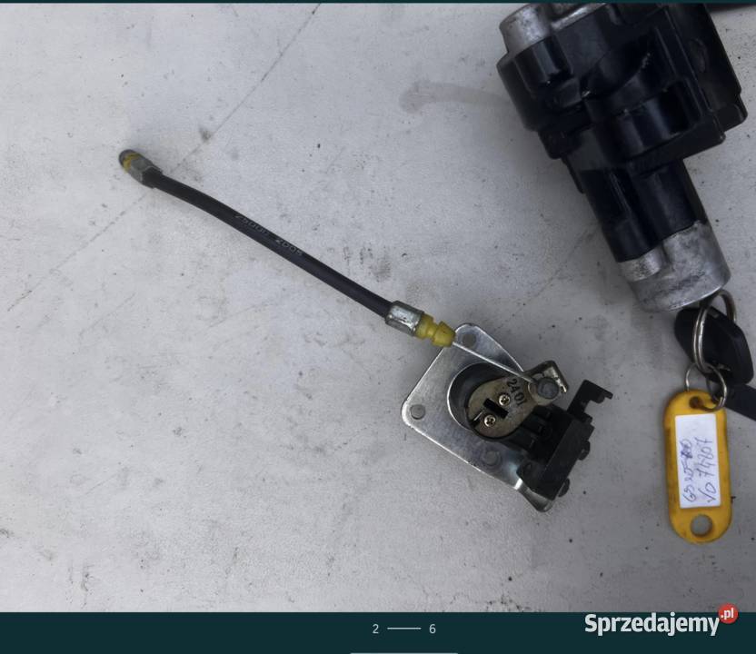 wlew paliwa stacyjka komplet Suzuki GSX 750f