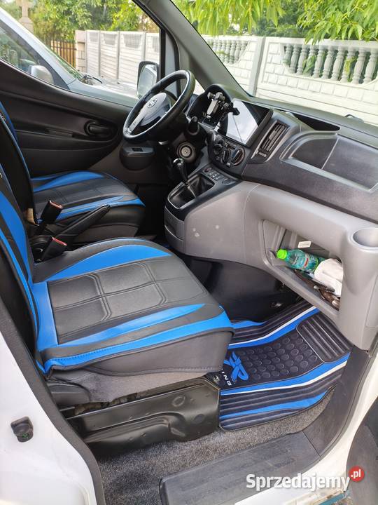 Prywatny bus Zadbany Nissan NV 200 salon Polska Obierwia