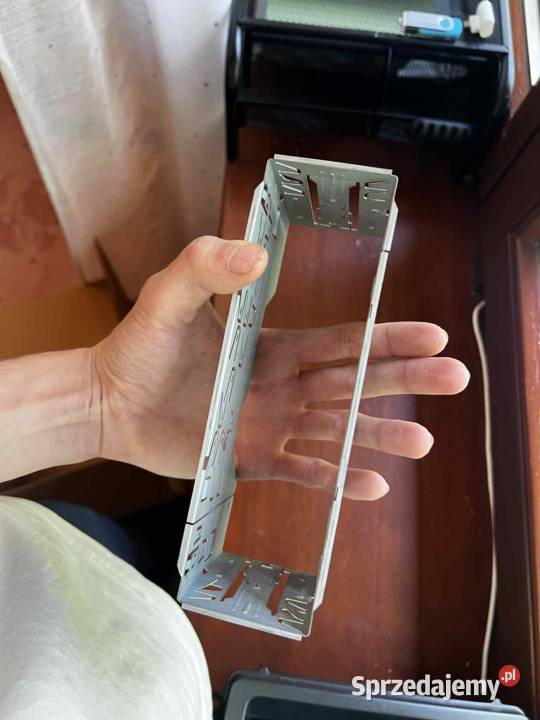 Półka pod radio A2036830691 Mercedes Warszawa