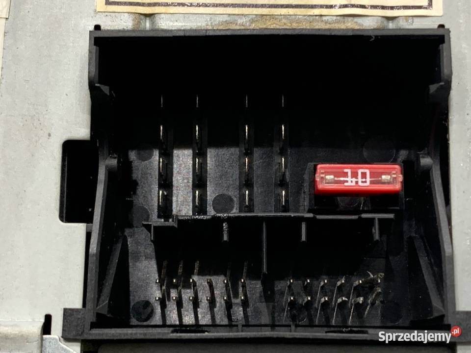 RADIO VW PASSAT B6 1K0035186R 0510 ODTWARZACZ