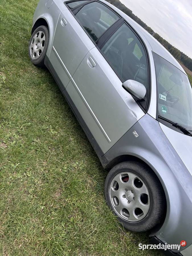 AUDI A4 B6 20 BENZYNA manualna Sawin