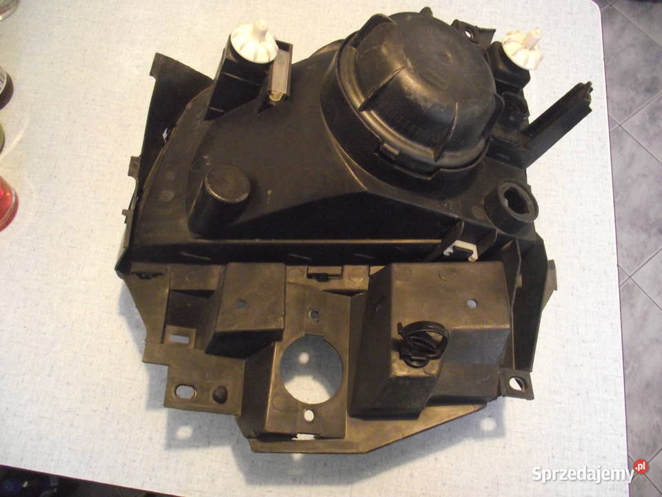 Volkswagen T4 Reflektor prawy Valeo Wrocław