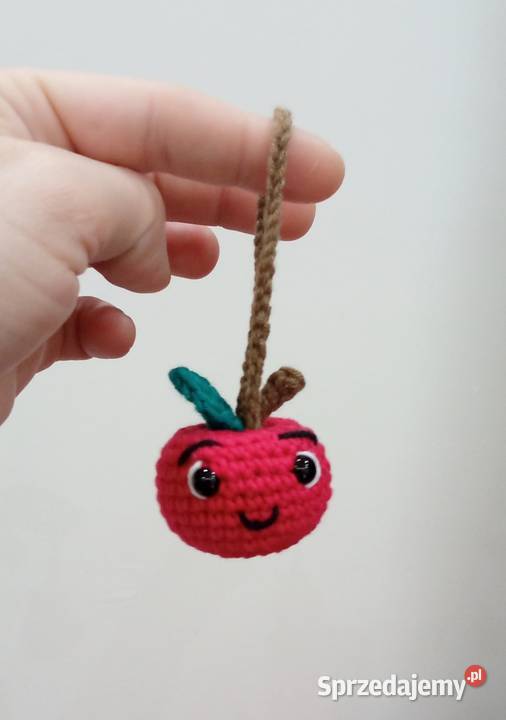 Jabłuszko wykonane na szydełku brelok Łask