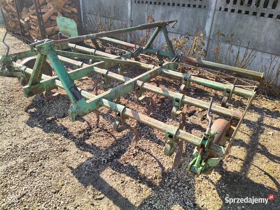 Kultywator z wałkiem mazowieckie Potworów sprzedam