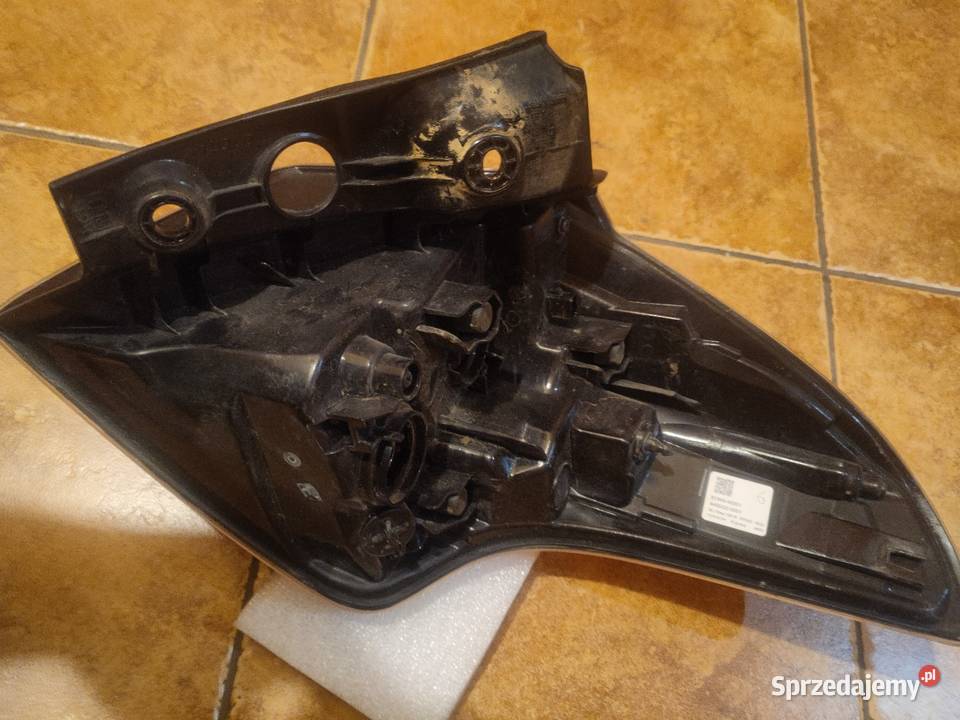 Lampa RAV4 1618 osobowe małopolskie Proszowice sprzedam