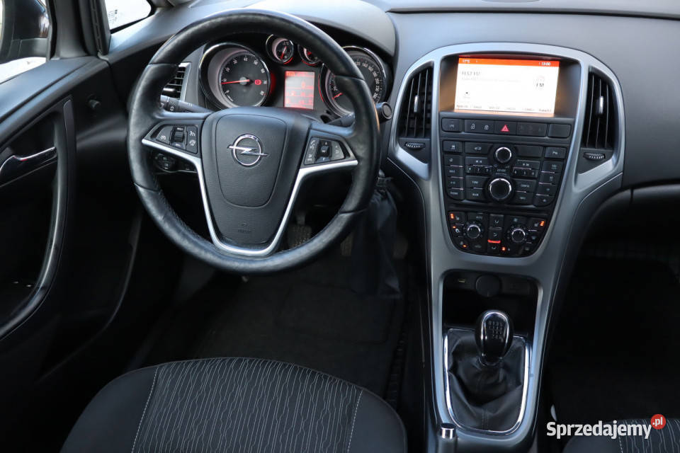 Opel Astra 14 T elektryczne lusterka Motoryzacja sprzedam