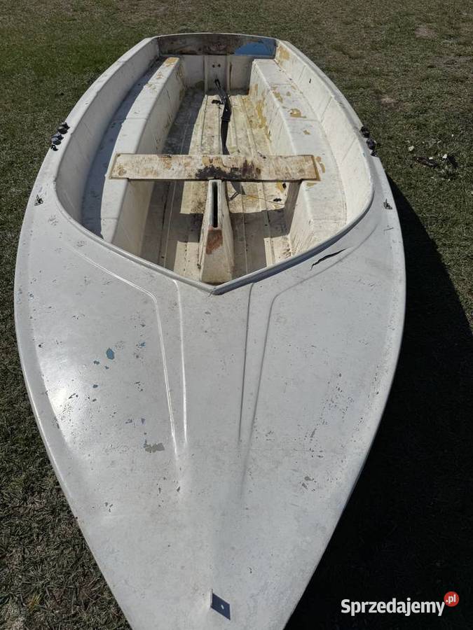 Sprzedam starą łódkę do regeneracji