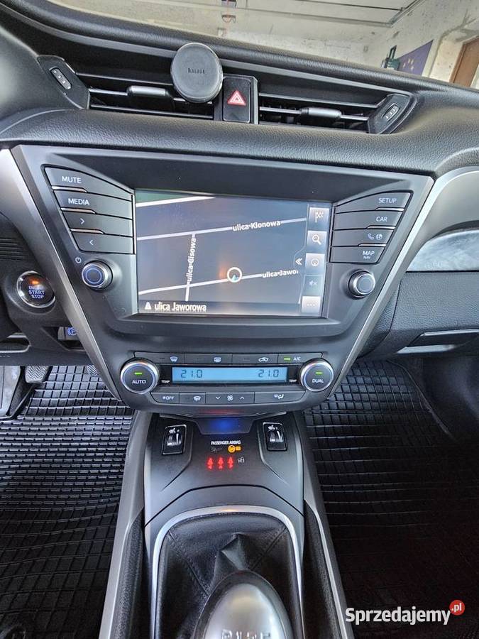 Toyota Avensis 20 Diesel salon Polska super stan przyciemniane szyby Wrocław