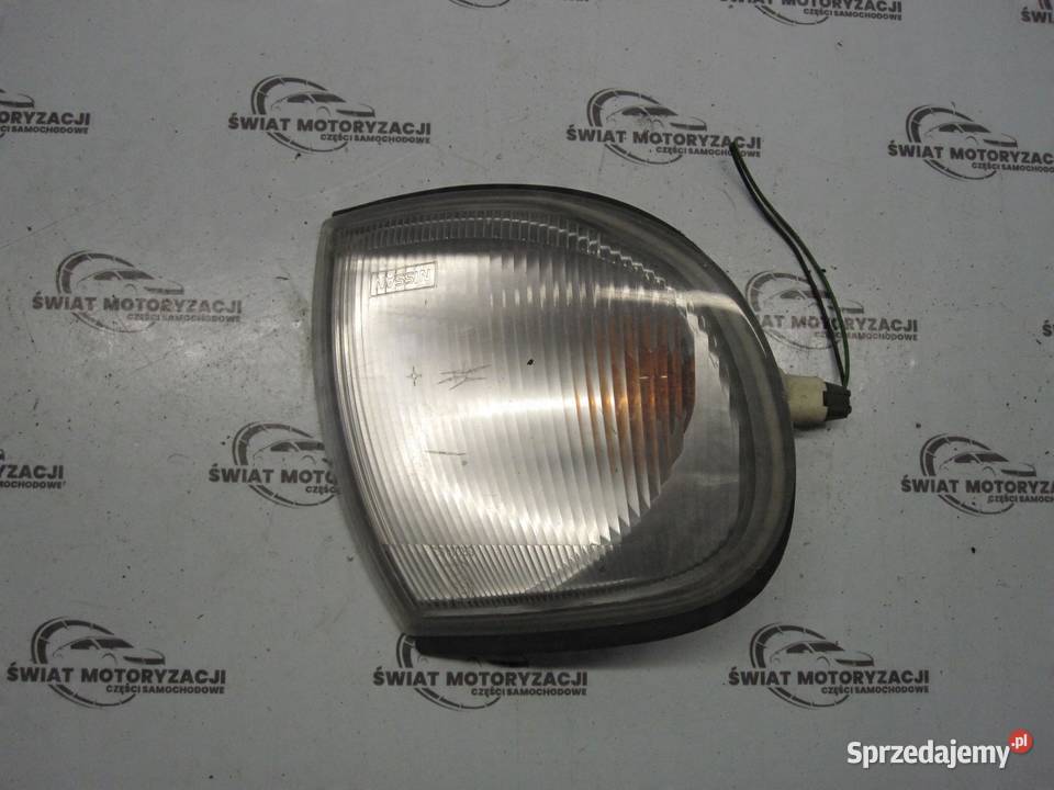 NISSAN VANETTE E 02r kierunkowskaz 261307C000