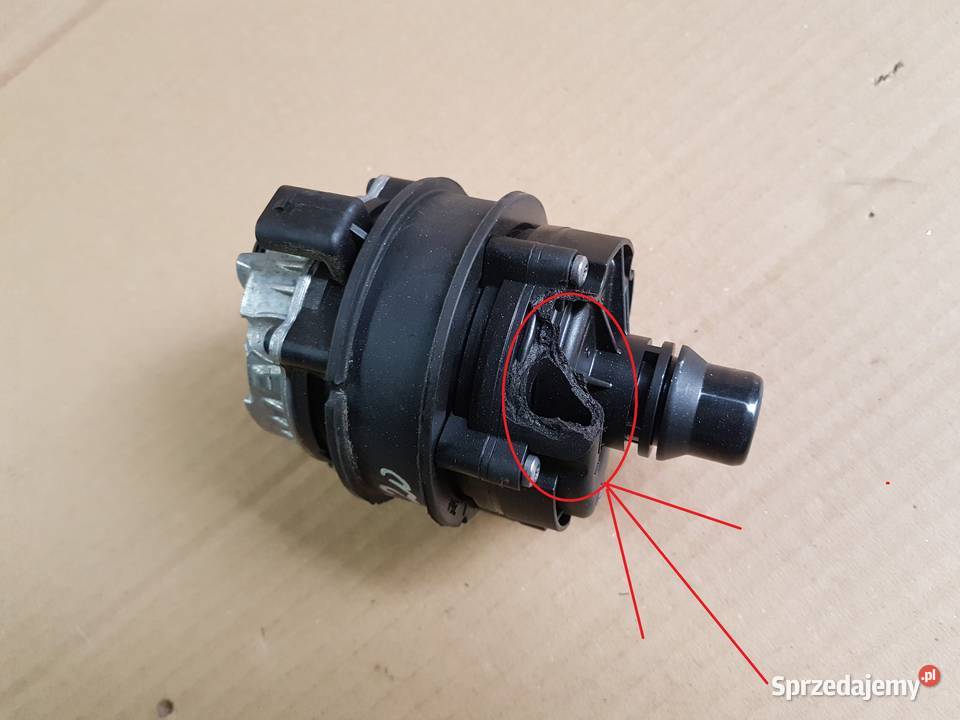 BMW 1 120 F20 f21 LIFT pompa elektryczna wody osobowe