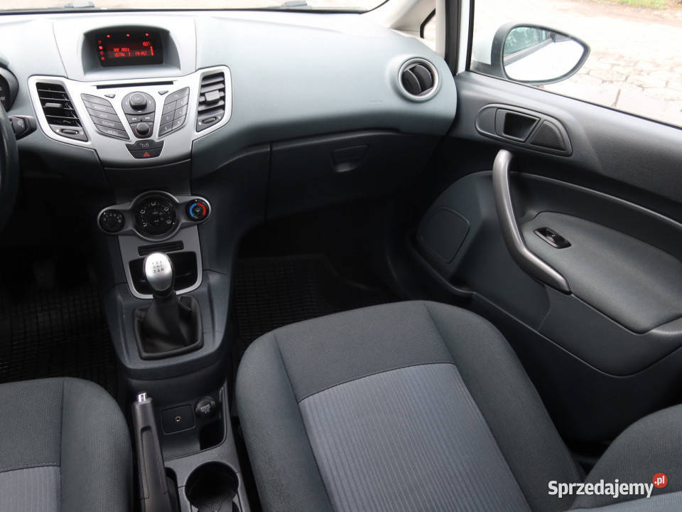 Ford Fiesta 125 Hatchback śląskie Katowice