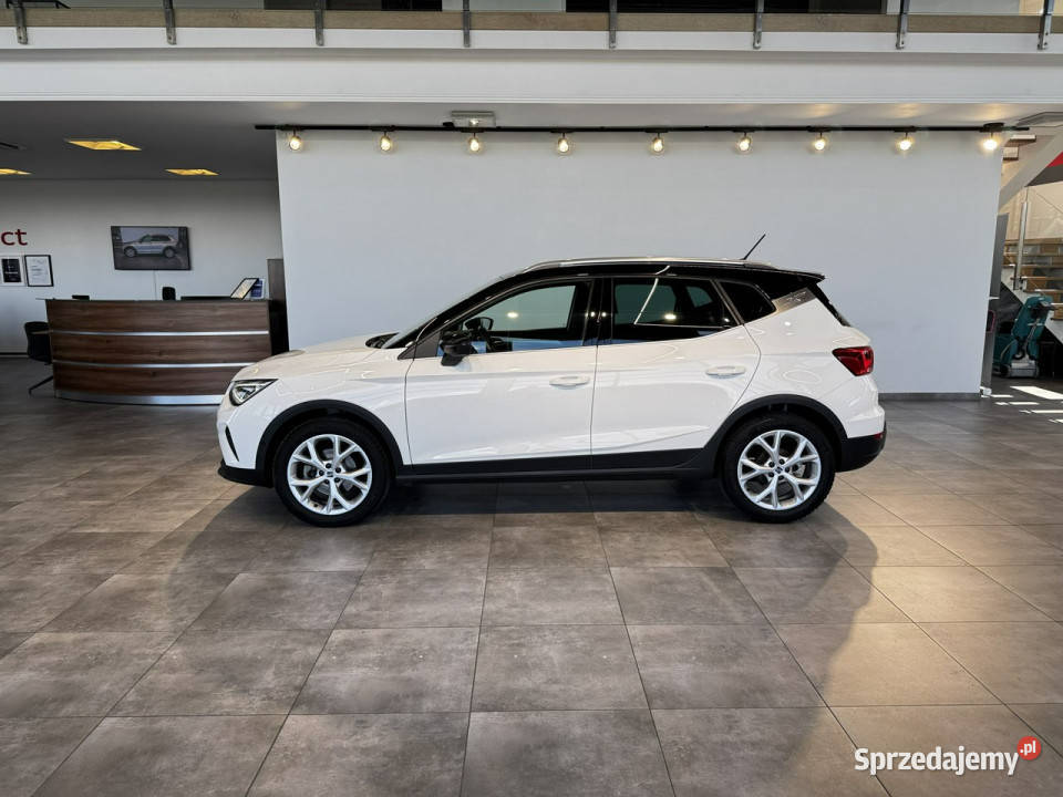 Seat Arona FR 10TSI 110 M6 20222023 r salon fa