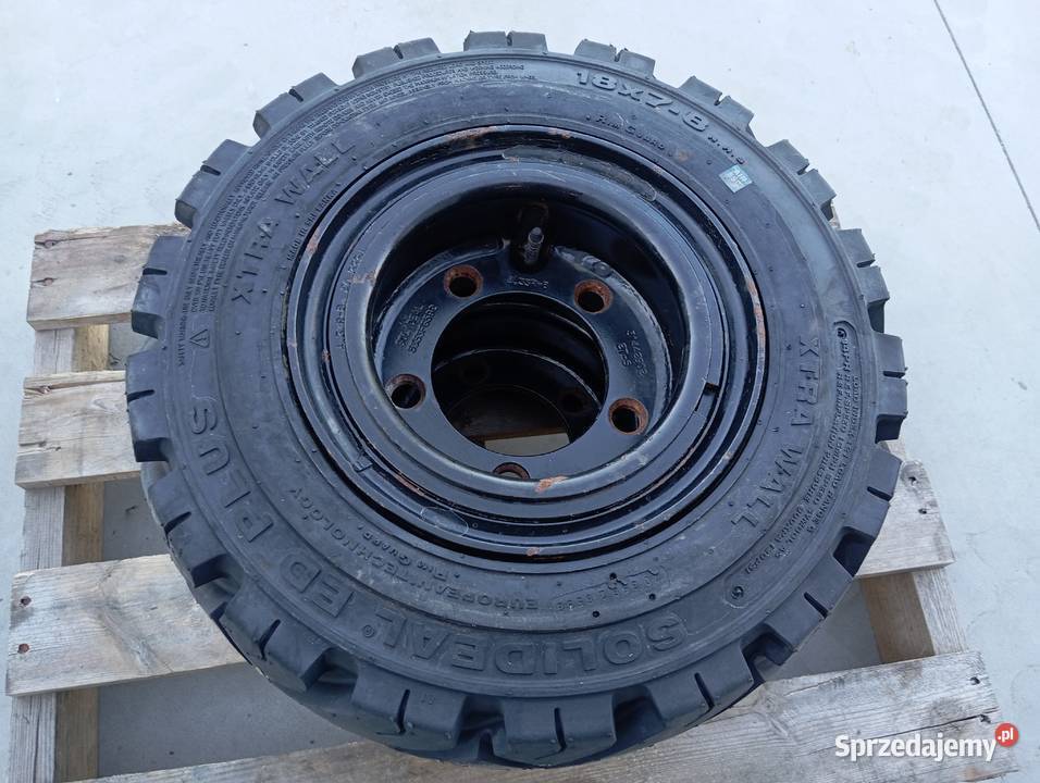 Wózek widłowy Koła pneumatyczne 18x78 Błędów