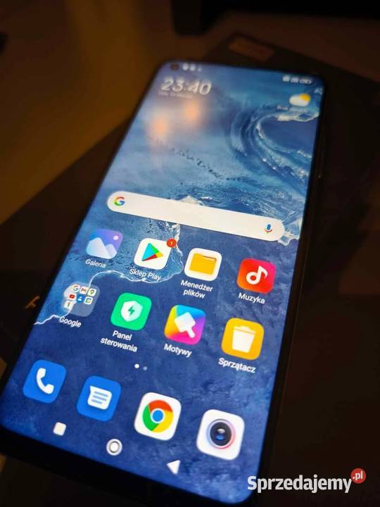 Telefon Xiaomi MI 10t Pro stan