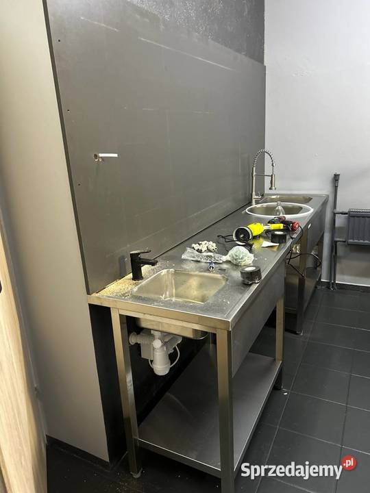 Stol gastronomiczny z 3 zlewami i 2 baterie Gastronomia