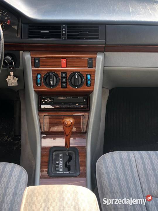 Mercedes W124 sedan E280 zdrowiutki z hiszpanii Katowice