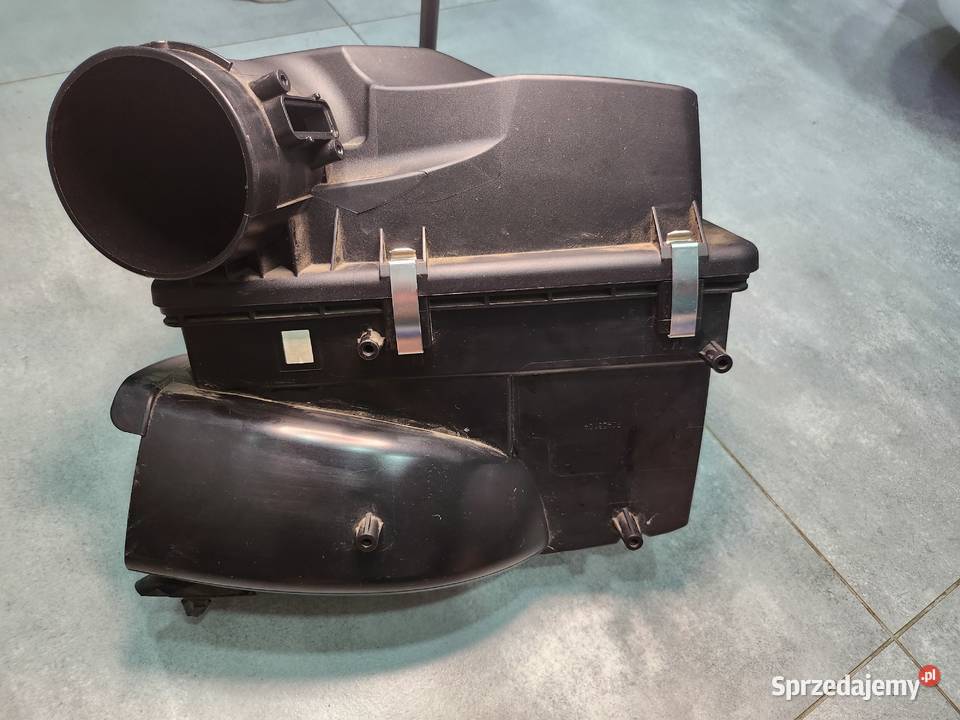 Obudowa filtra powietrza BMW OE 3 G20 benzyna Gdańsk